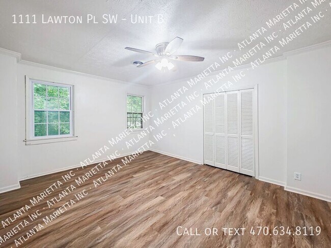 Building Photo - 1111 Lawton Pl SW