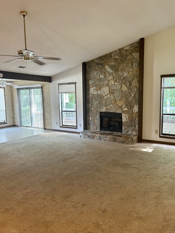Building Photo - 6521 Danbrook Park Dr