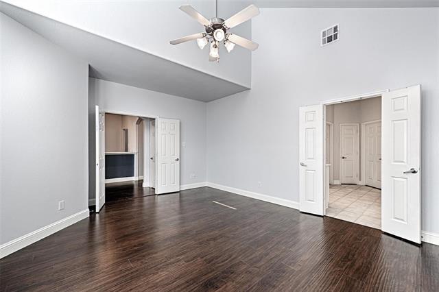 Building Photo - 1624 Summerfield Dr