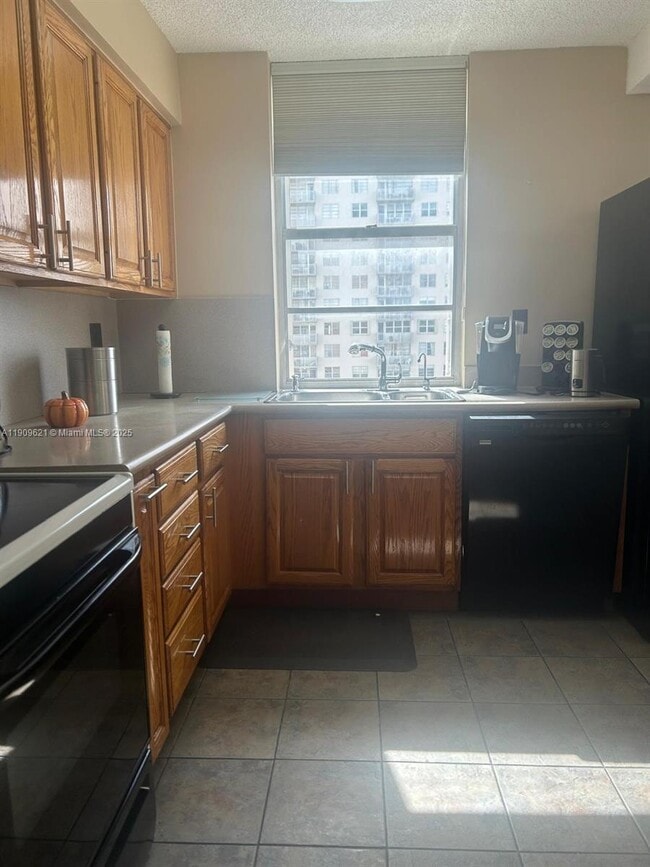 Building Photo - 251 174th St