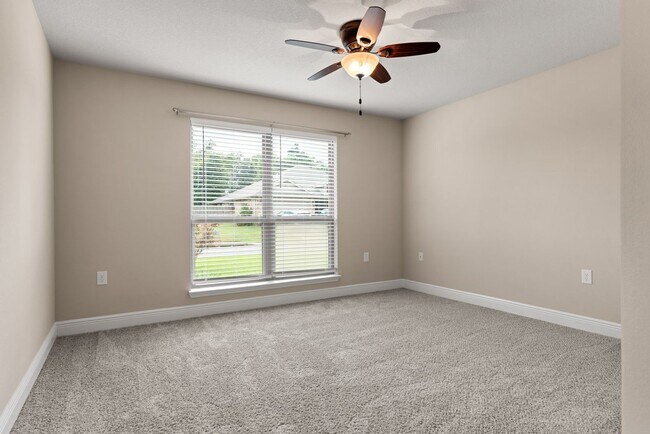 Building Photo - 4599 Belvedere Circle