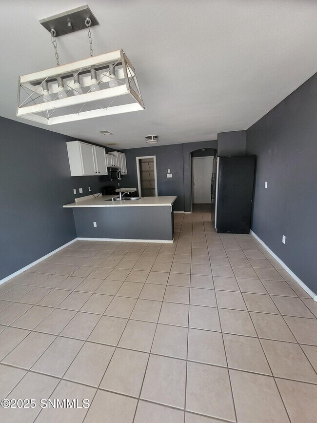 Building Photo - 4981 Kyler Rd