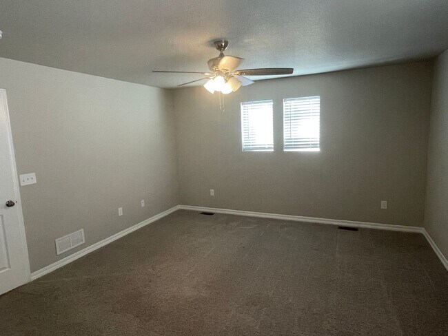 Building Photo - Corner Lot Comfort in Lorson Ranch – 3BD w...