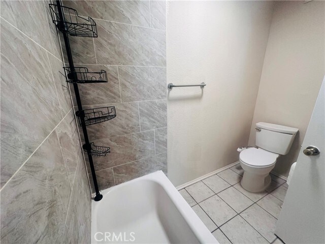 Building Photo - 9723 La Jolla Dr