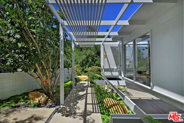 Building Photo - 3433 Shernoll Pl