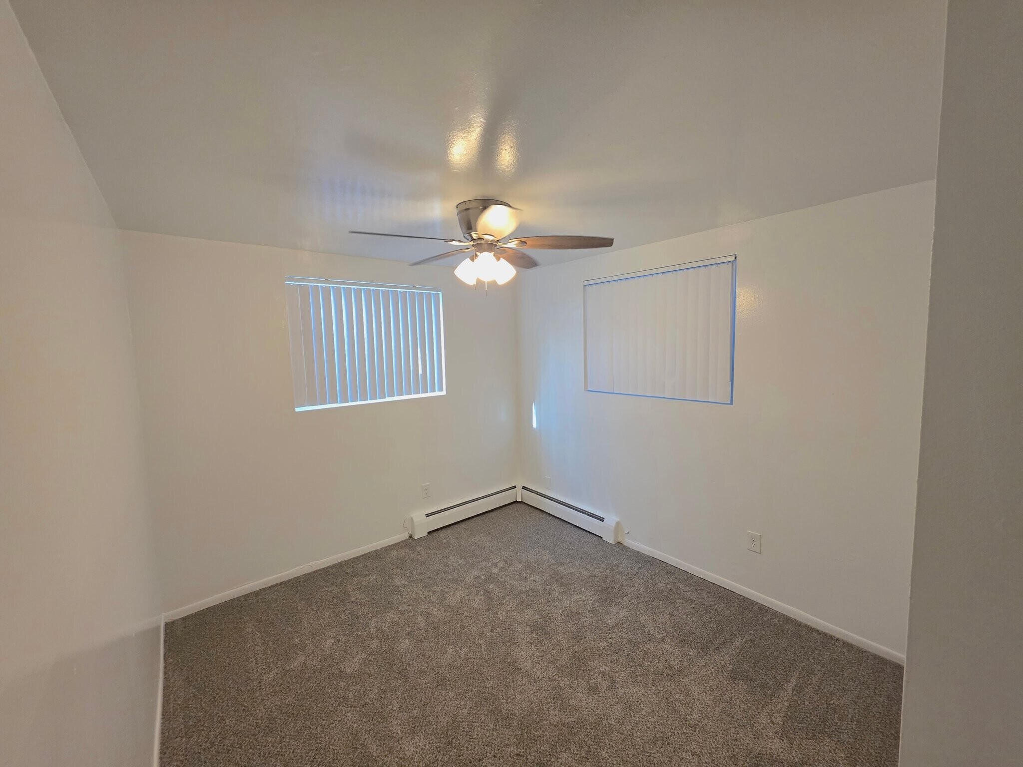 Building Photo - 1330 Zephyr St