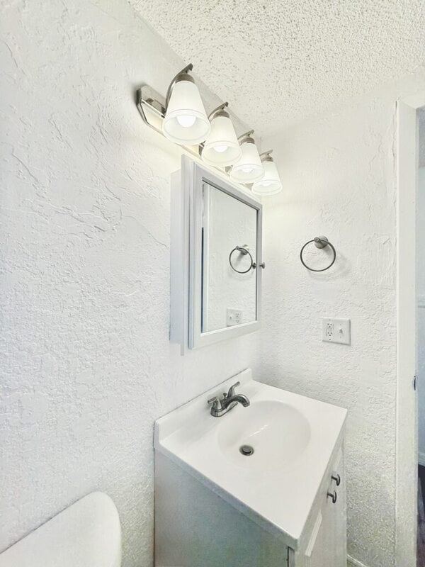 Building Photo - 5707 Quist Dr