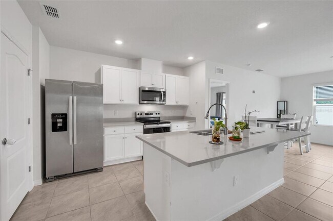 Building Photo - 3041 Tobago Dr