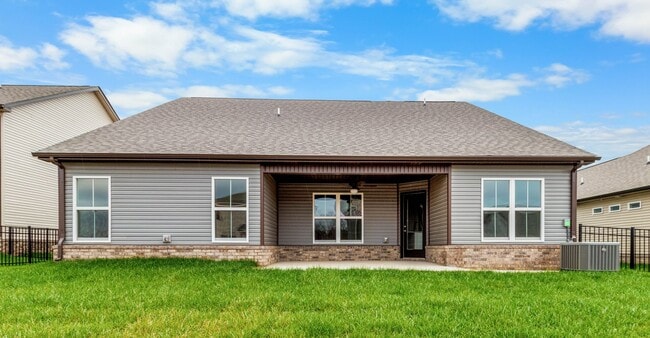 Building Photo - 3 Bedroom 3 Bath Home For Rent Near Post!