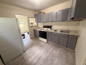 Building Photo - 1314 Andrew St