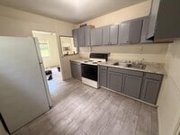 Building Photo - 1314 Andrew St
