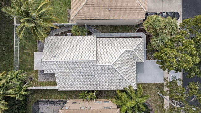 Building Photo - 1475 Running Oak Ln