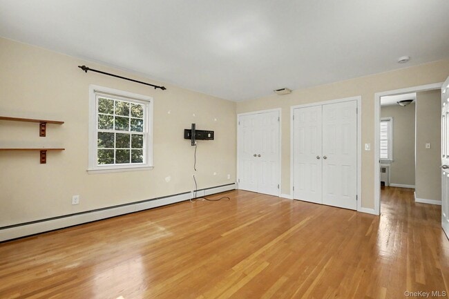 Building Photo - 167 Gaylor Rd