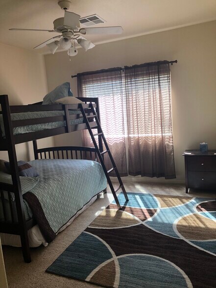 Double on double bunk with trundle - 1806 N Dixie Downs Rd