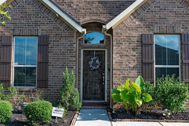 Building Photo - 7708 River Pass Dr