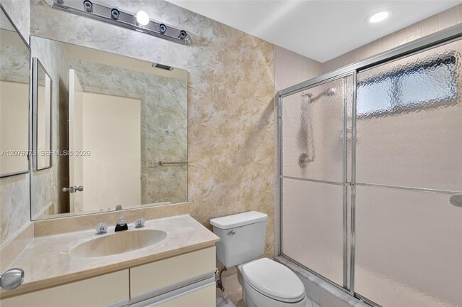 Building Photo - 5310 Fountains Dr S