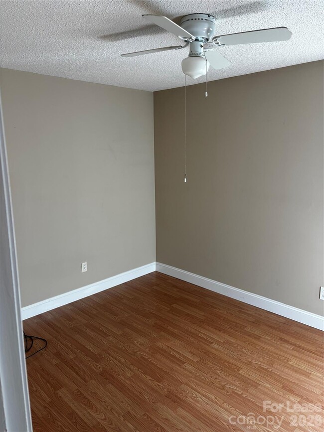 Building Photo - 5906 E North Carolina 150 Hwy