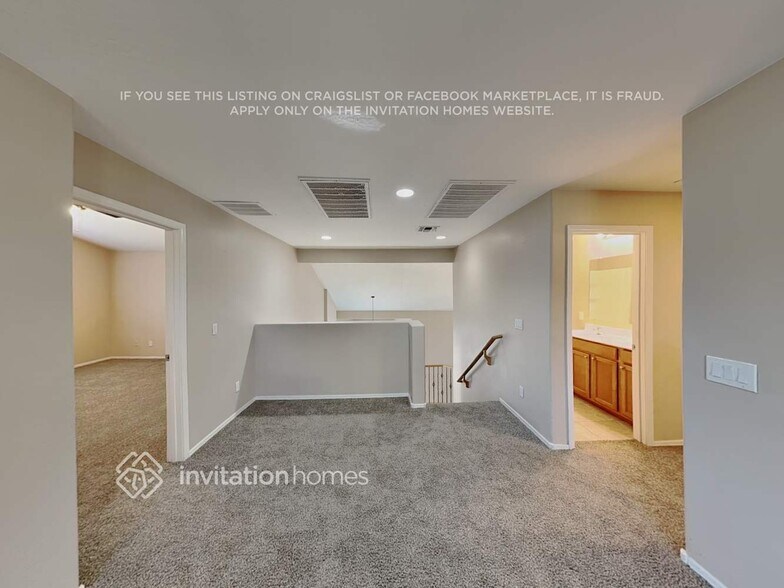 Building Photo - 14170 W Riviera Dr