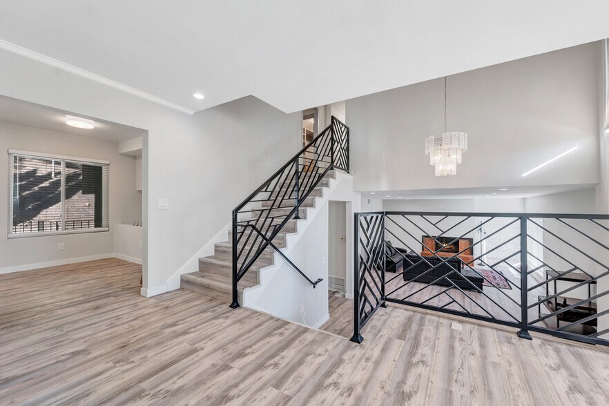 Building Photo - 19653 Valdez Dr