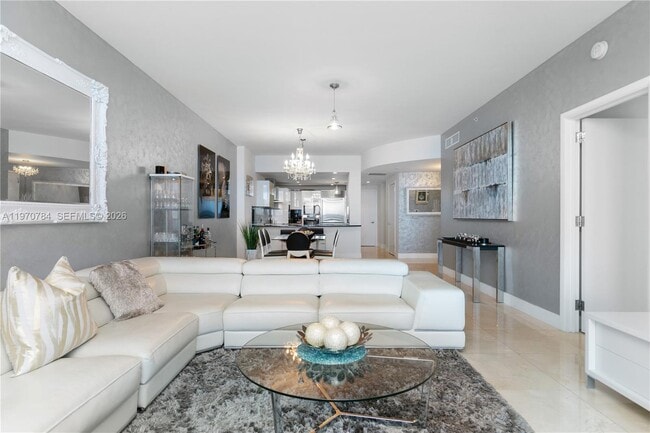 Building Photo - 17121 Collins Ave