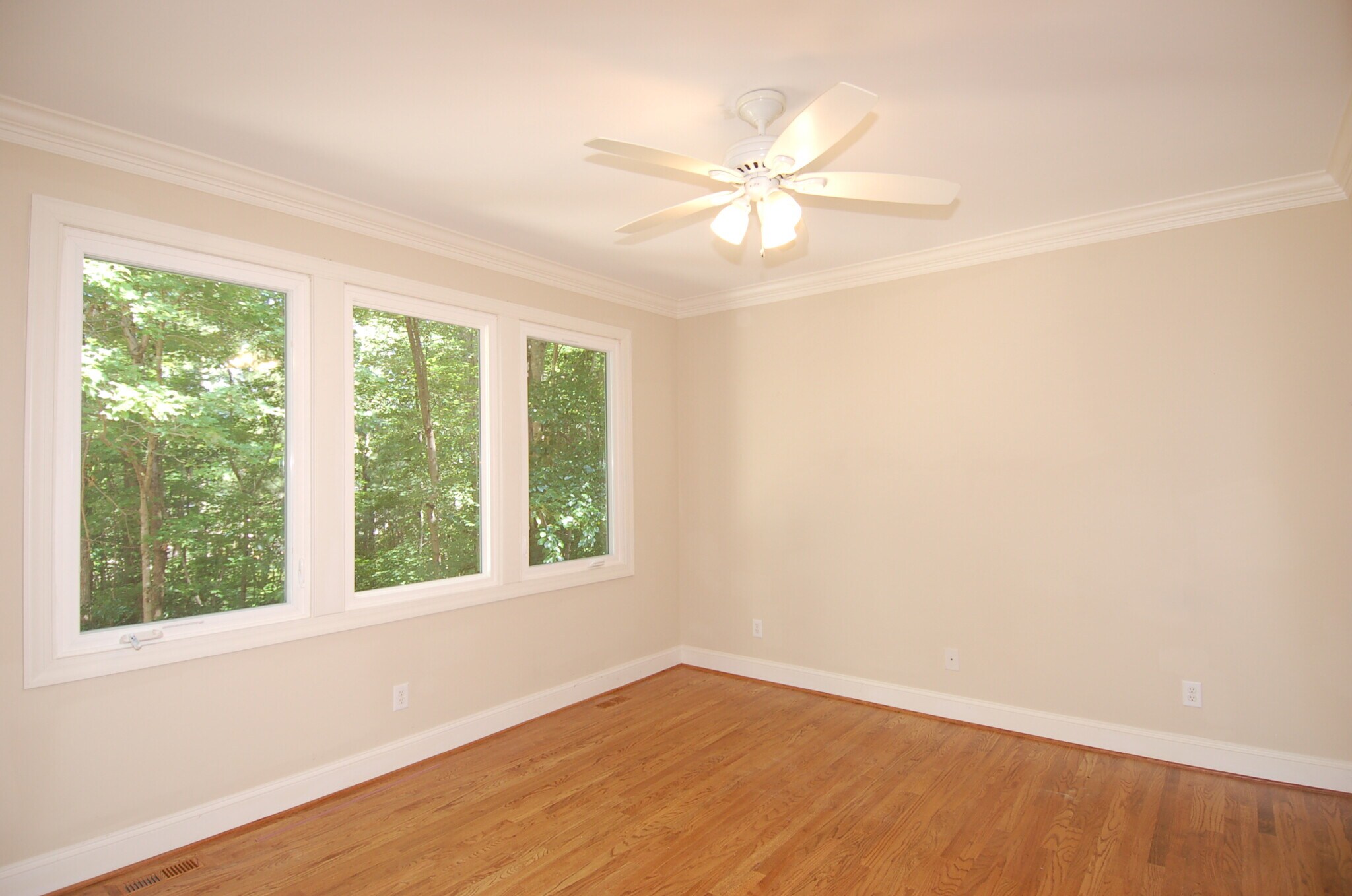 1st Floor Bedroom - 103 Withwyndle Ct