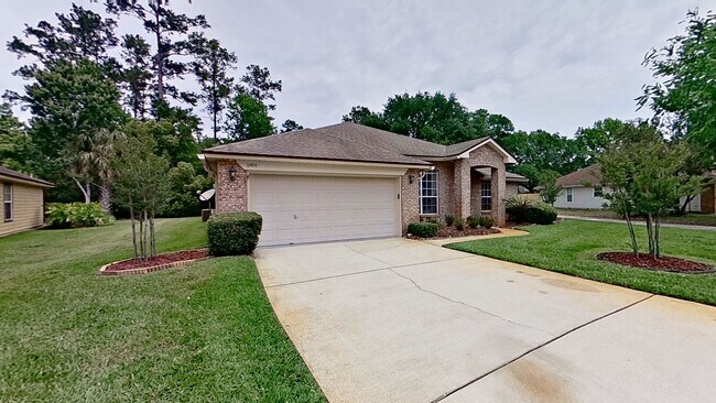 Building Photo - Welcome home - Charming 3 Bedroom in Hatton Chase!