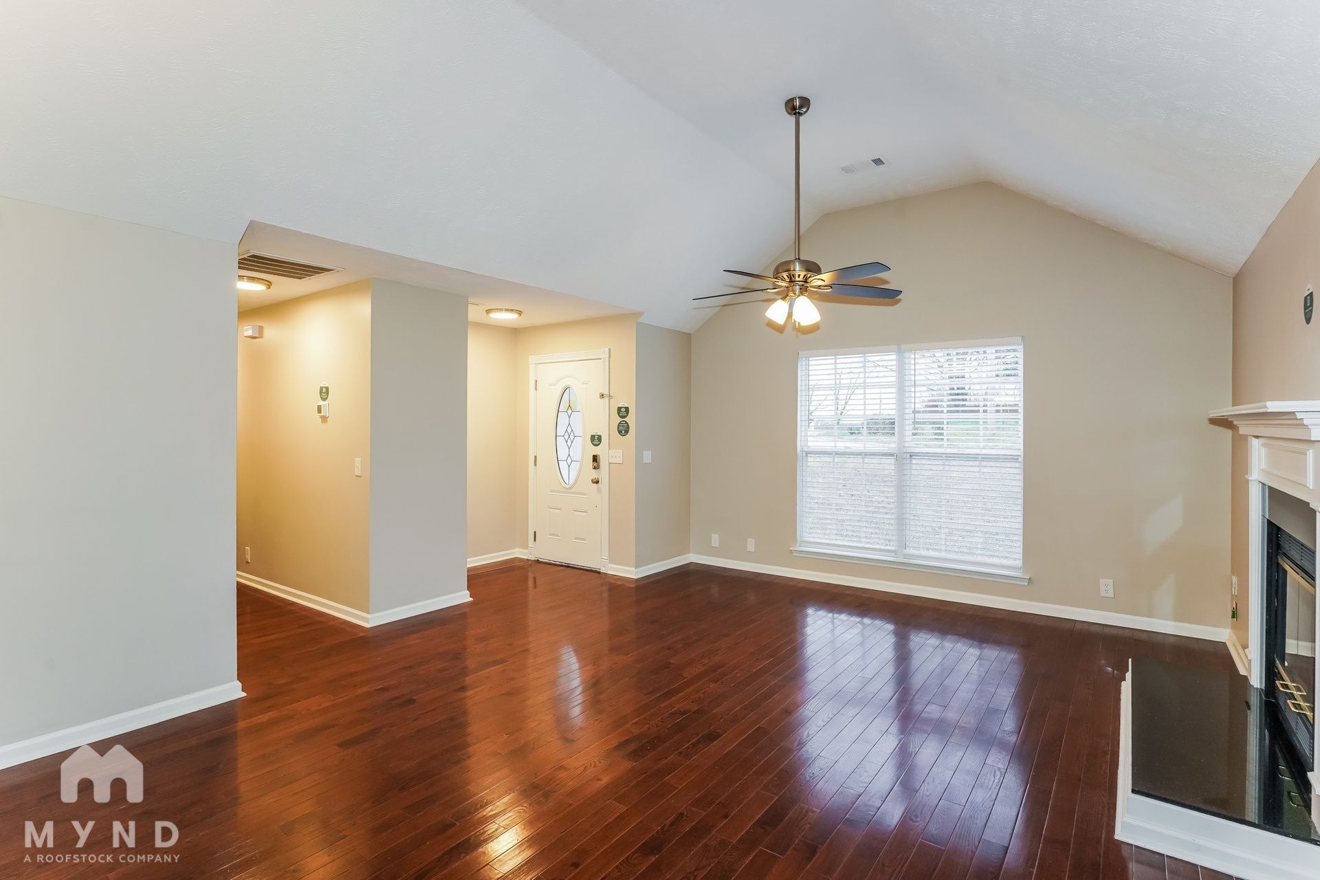 Building Photo - 252 Cedarview Dr