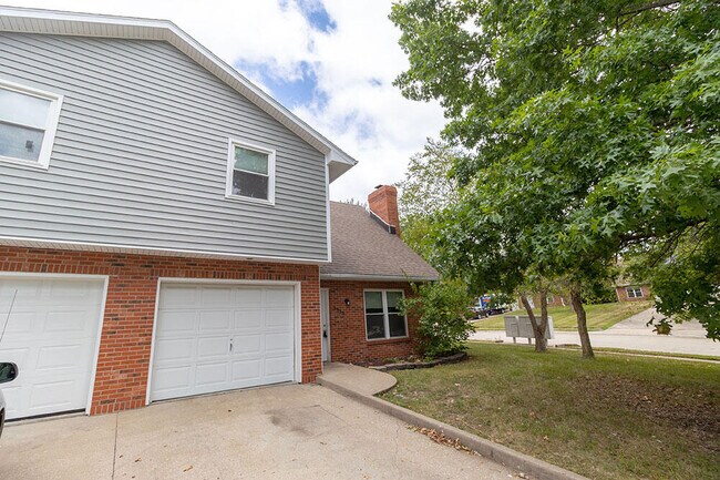 Building Photo - 3705 Hermitage Rd