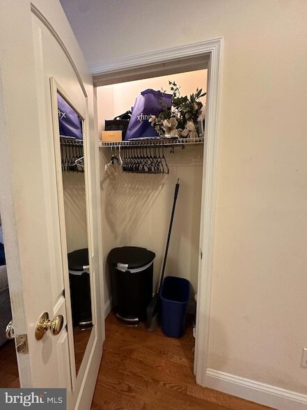 Building Photo - 3900 Terrace St