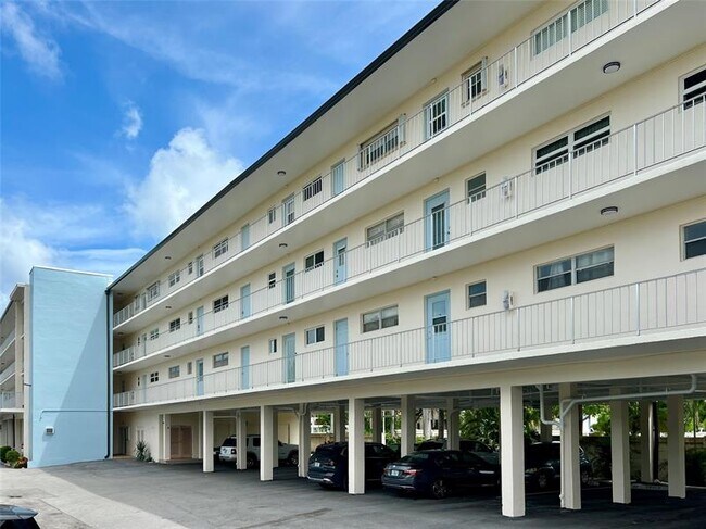 Building Photo - 1967 S Ocean Blvd