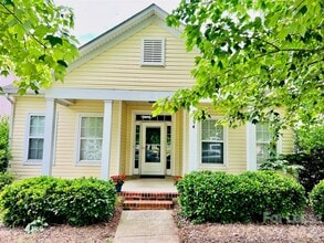 Building Photo - 8734 Arrowhead Pl Ln