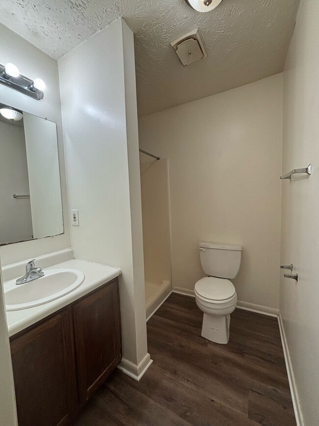 Building Photo - 6376 Applecross Ave