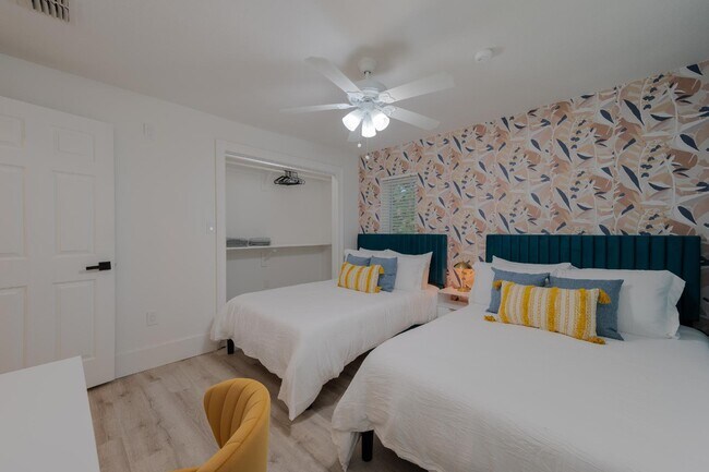 Building Photo - 1775 Harbor Rd