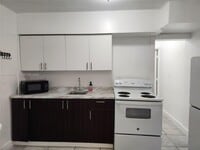 Building Photo - 16031 NE 18th Pl