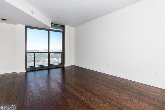 Building Photo - 270 17th St NW