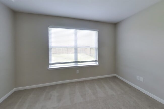 Building Photo - 7715 Vacek Meadows Loop