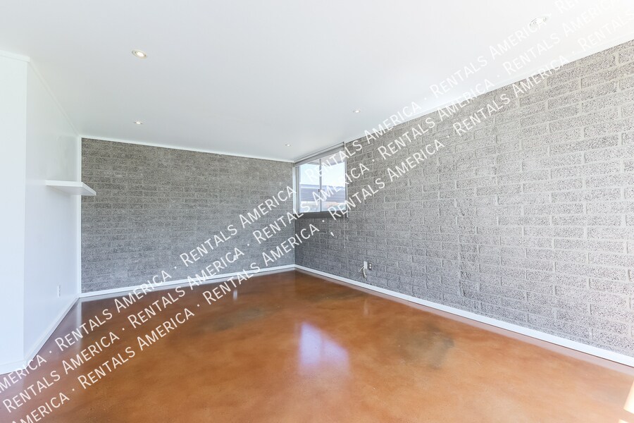 Building Photo - 4202 N 38th St