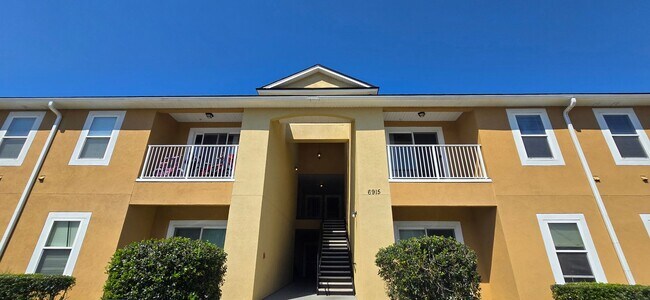 Building Photo - Move-In Special 1/2 off 1st month rent!