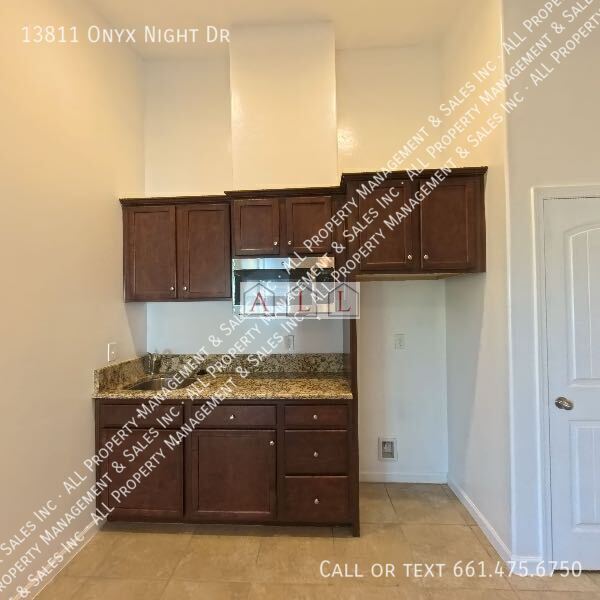 Building Photo - 13811 Onyx Night Dr