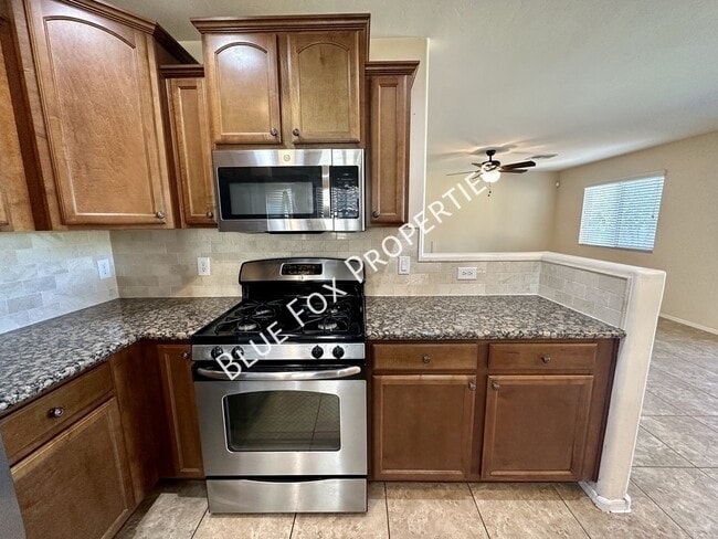 Building Photo - 13323 N Barlassina Dr