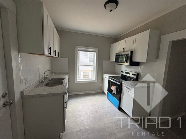 Building Photo - Freshly Renovated Homes in a Charming High Point Neighborhood – $1050 3bd/1ba