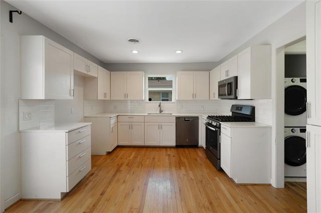 Building Photo - 10208 San Lorenzo Dr