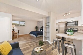 Building Photo - Furnished/ expenses paid charming 1BR/1Ba ...