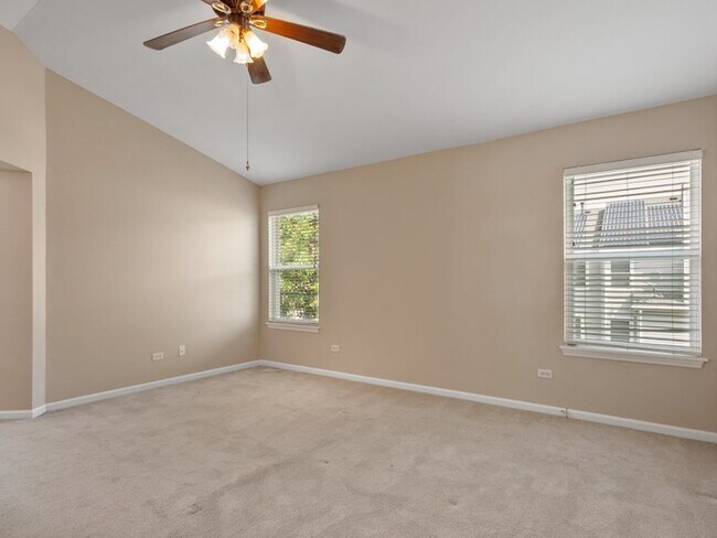 Building Photo - 2607 Flagstone Cir