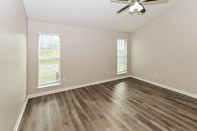 Building Photo - 5870 Tommy Joe Dr