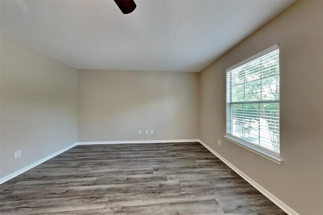 Building Photo - 4506 Clemwood Ln