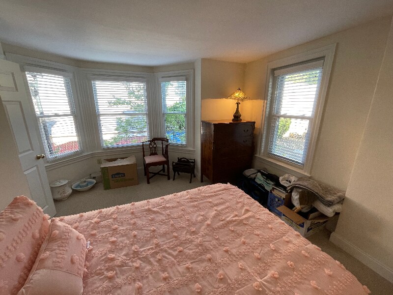 Building Photo - 8433 Germantown Ave