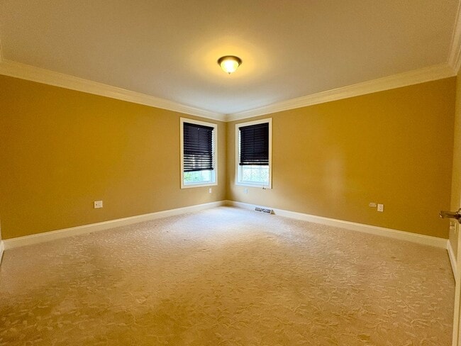 Building Photo - 3 bedroom 2.5 bathroom Townhome in Mount Joy!