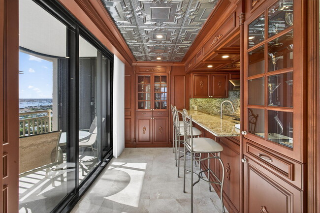 Building Photo - 3400 N Ocean Dr