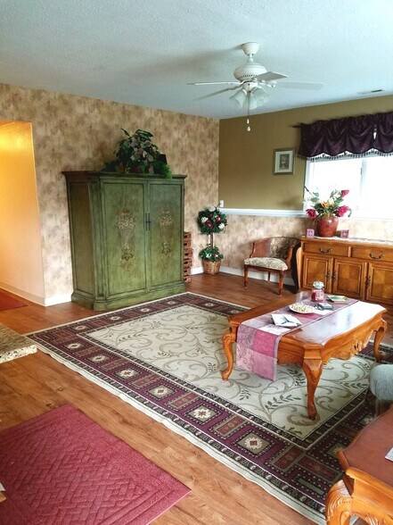 Building Photo - 2110 Tudor Hills Ct